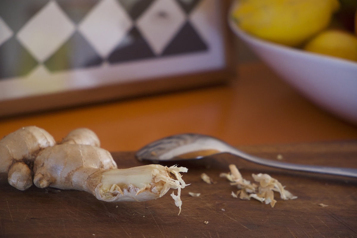 How to Peel Ginger with a Spoon
