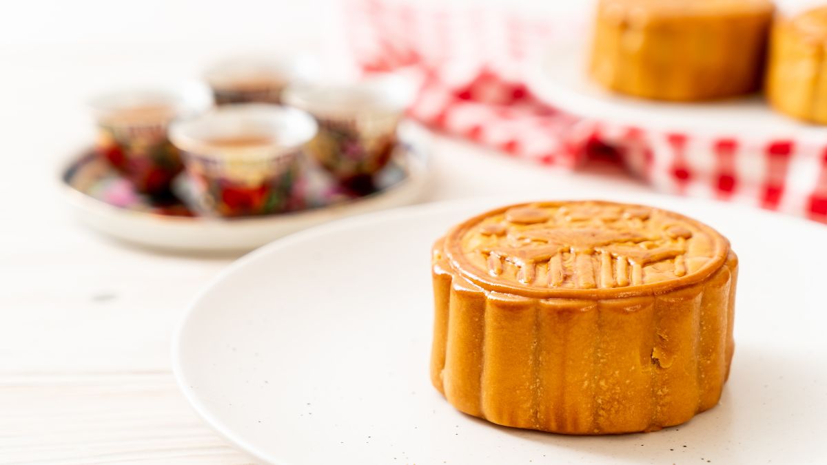 Chinese New Year: Mixed Nuts and Fruits Mooncake Recipe
