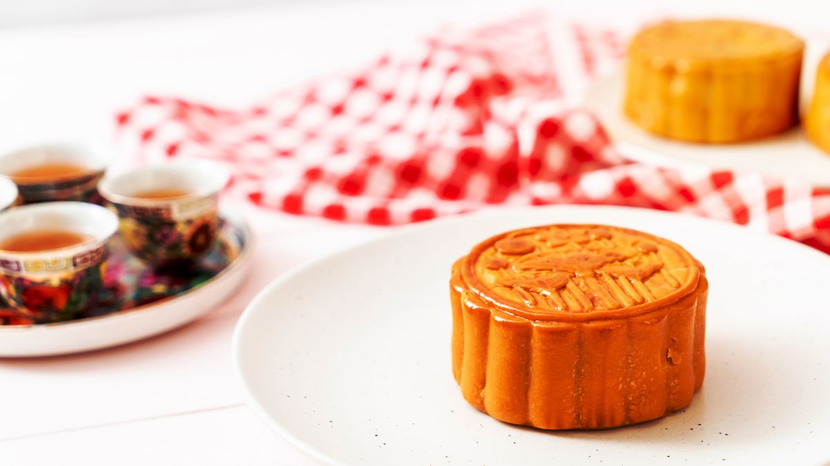 Chinese New Year: Mixed Nuts and Fruits Mooncake Recipe