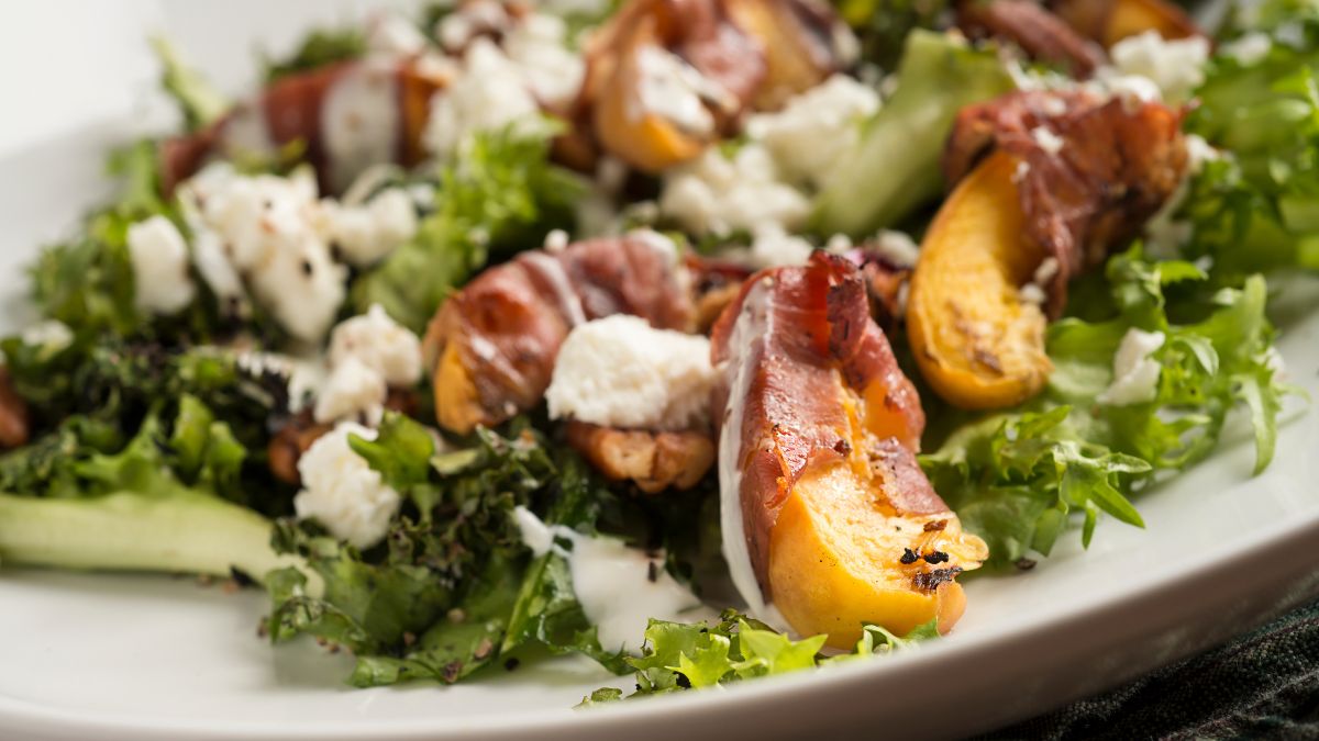 Grilled Peach Salad with Toppings